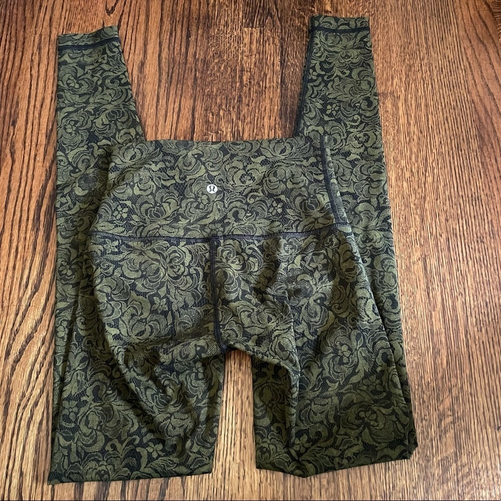 Lululemon leggings